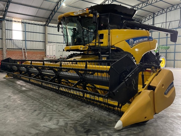 Colheitadeira New Holland CR 7.90 ano 2021