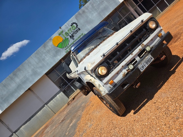 Caminhão Ford Caminhão pipa Ford Ano 2000 ano 1980