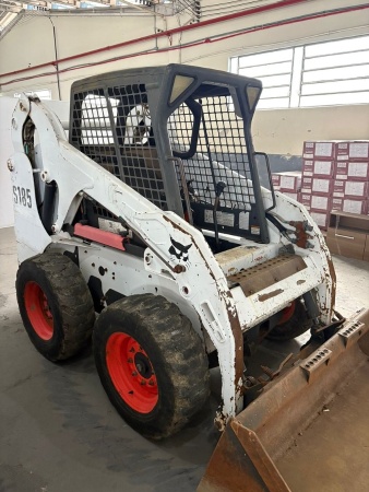 Mini Carregadeira Bobcat S185 ano 2012