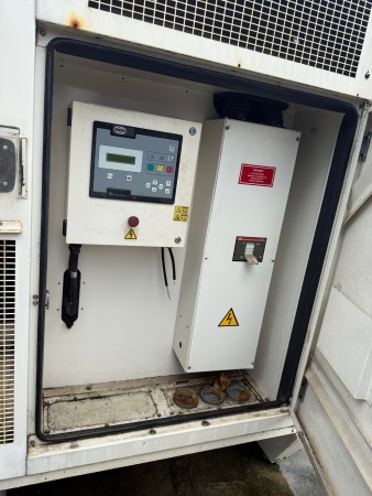Gerador de Energia STEMAC 750 kVA ano 2010 - 750 kVA - Outros