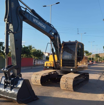 Escavadeira Hyundai 140LC-9 ano 2021