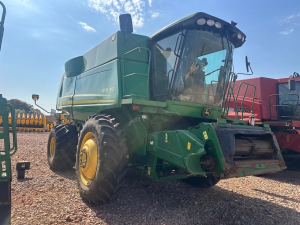 Colheitadeira John Deere STS 9770 ano 2013