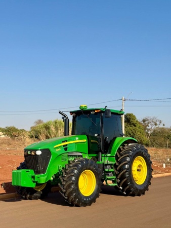 Trator John Deere 7230 J ano 2018