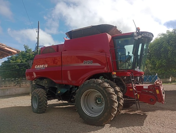 Colheitadeira Case 5150 ano 2021