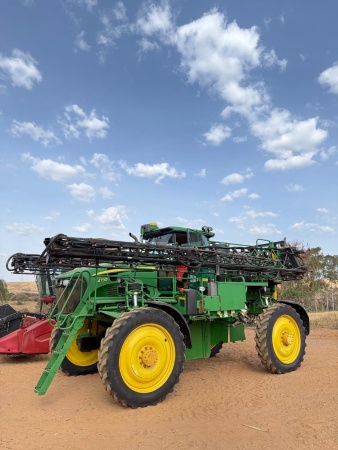 Pulverizador Autopropelido John Deere 4730 ano 2013
