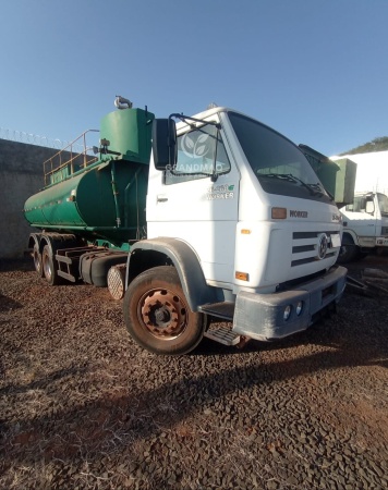 Caminhão Volkswagen 26260 ano 2011