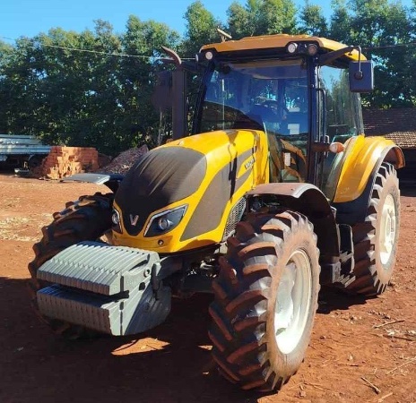 Trator Valtra A134 HiTech ano 2019 - A134 HiTech - Máquinas Agrícolas