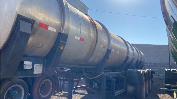 Carroceria Liess Tanque inox ano 1995