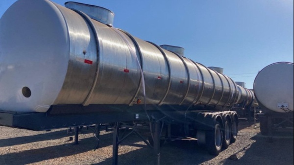 Carroceria Liess Carreta inox ano 1995
