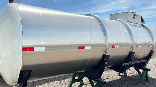 Carroceria Liess Tanque inox ano 2001