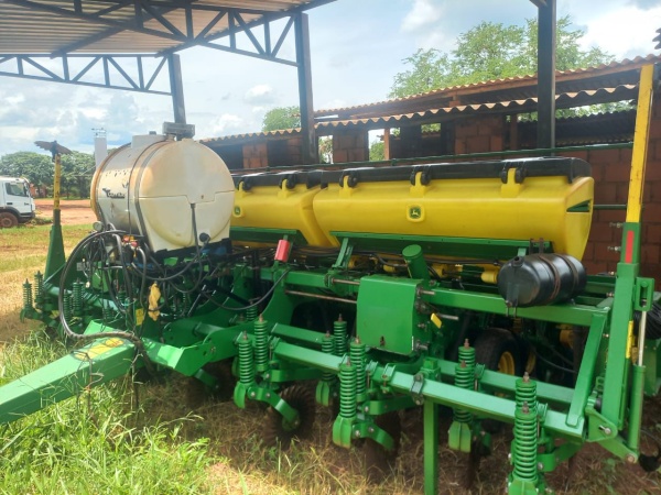 Plantadeira John Deere 1113 ano 2021