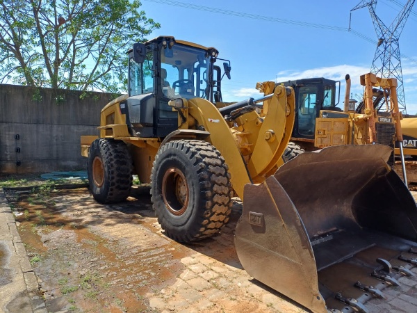 Pá Carregadeira Caterpillar 938K ano 2018
