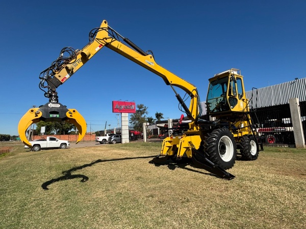 Grua Florestal Motocana CM 50 FL ano 2015