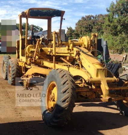 Motoniveladora Caterpillar 120B ano 1976