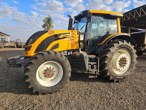 Trator Valtra BH 194 ano 2017