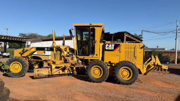 Motoniveladora Caterpillar 120K ano 2012