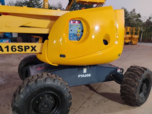 Plataforma HAULOTTE HA 16PX ano 2008