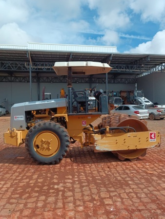 Rolo Compactador Müller VAP55 ano 1999