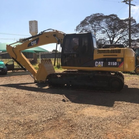 Escavadeira Caterpillar 315DL ano 2011