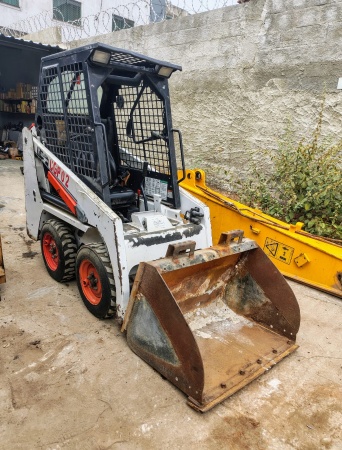Mini Carregadeira Bobcat S70 ano 2020