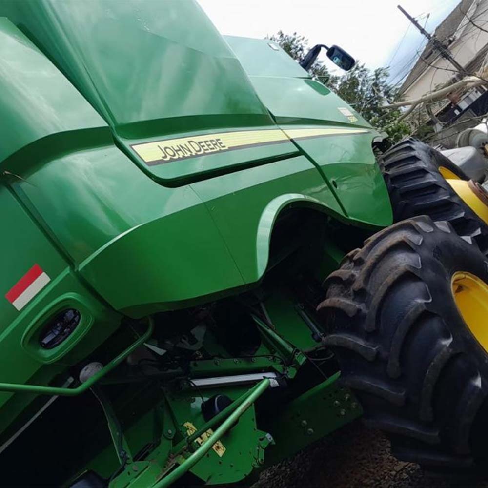 Colheitadeira John Deere S680 ano 2014
