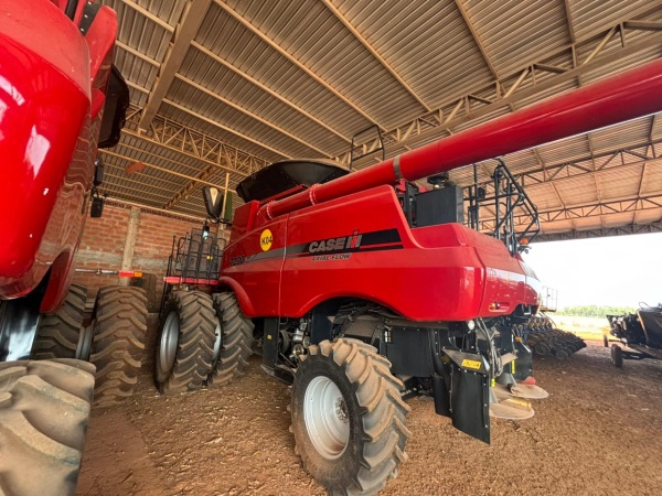Colheitadeira Case Axial - Flow 7230 ano 2020