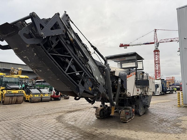 Fresadora Wirtgen W200i ano 2014