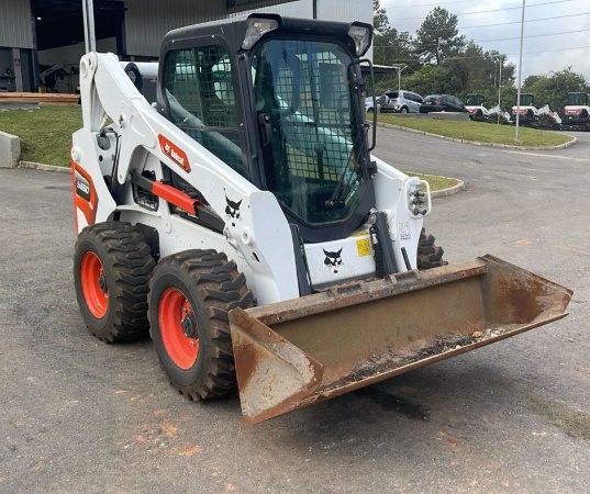 Mini Carregadeira Bobcat S650 ano 2024