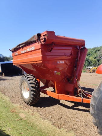 Carreta Graneleira Jan TANKER 10.000 ano 2018