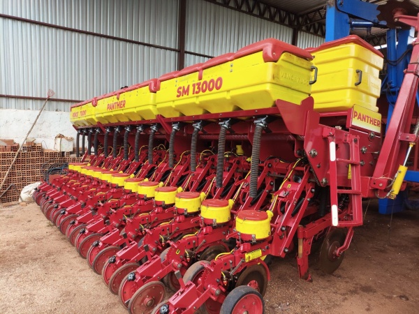 Plantadeira Vence Tudo PANTHER SM 13000 ano 2021
