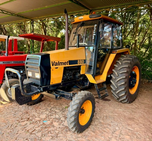 Trator Valmet 880 ano 1988