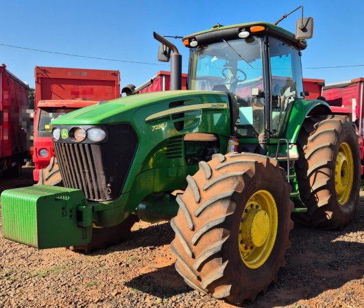 Trator John Deere 7230 J ano 2017