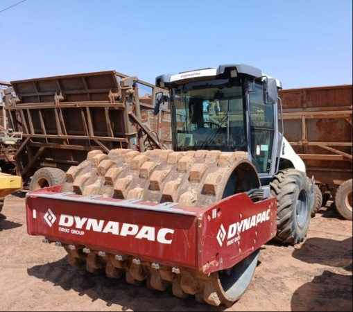 Rolo Compactador Dynapac CA25 D ano 2022