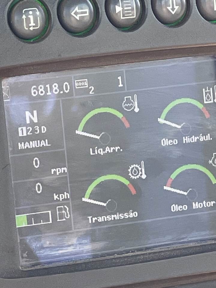 Pá Carregadeira John Deere 624K ano 2018