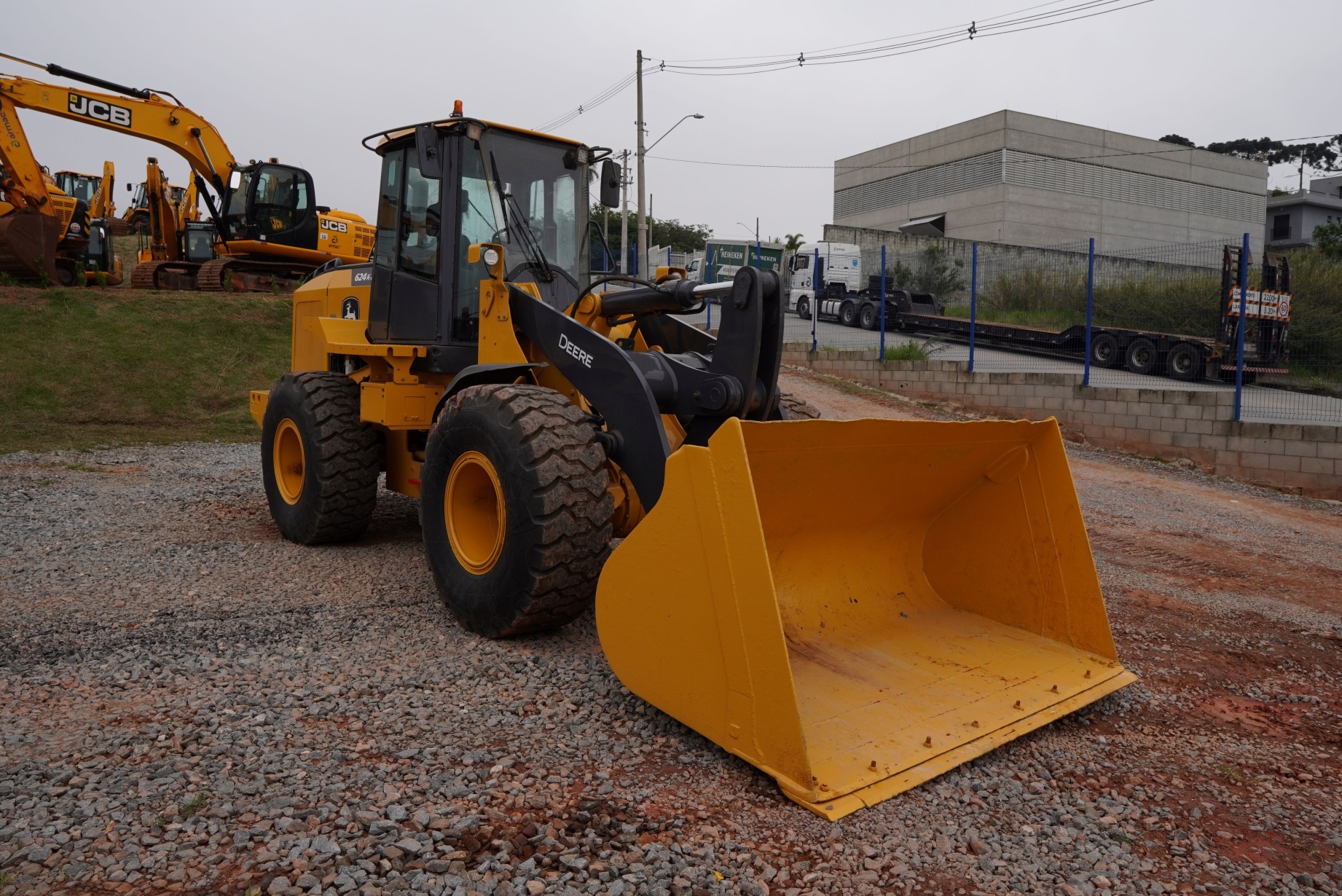 Pá Carregadeira John Deere 624K II ano 2016
