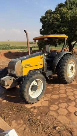 Trator Valmet 88 ano 2007