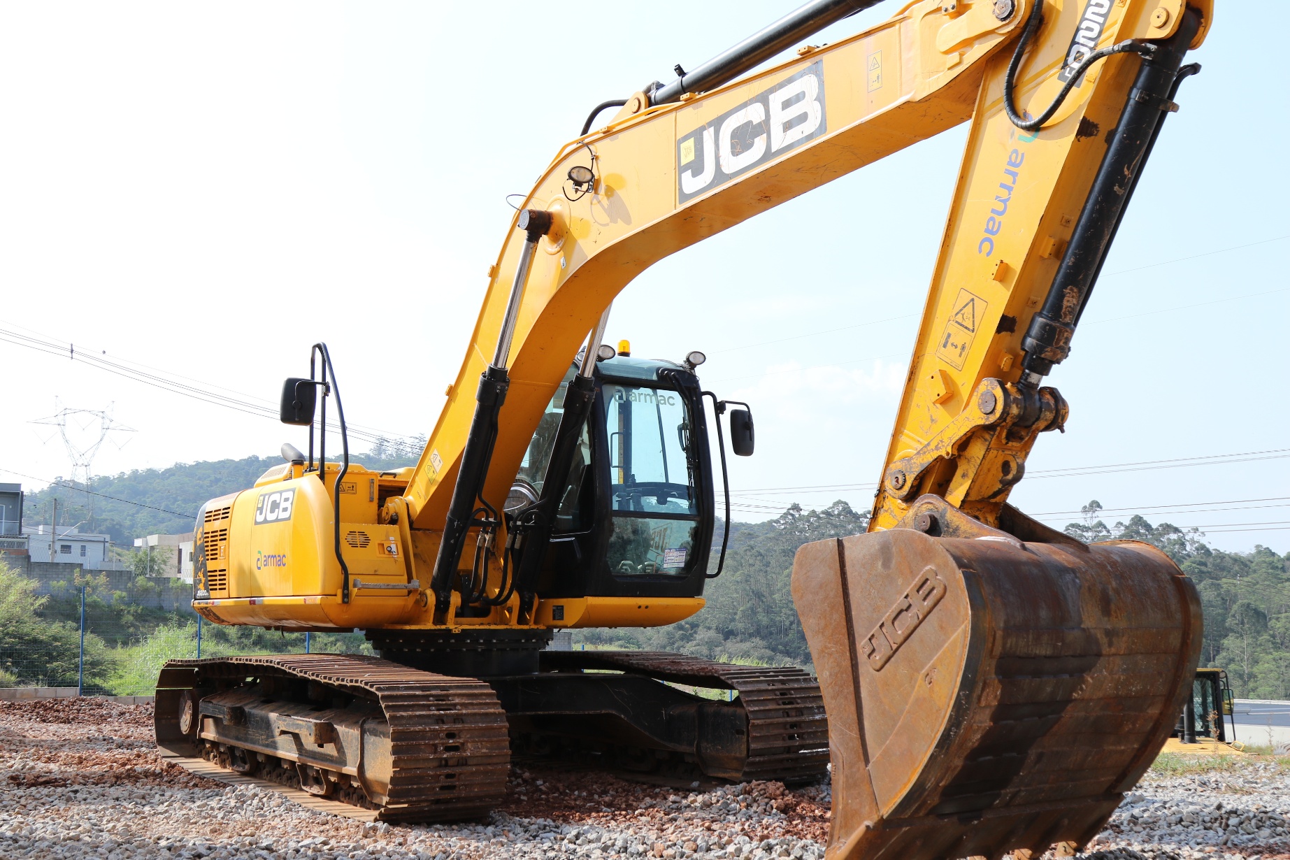 Escavadeira JCB JS220LC ano 2021