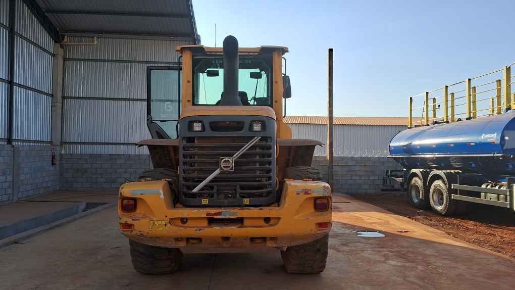 Pá Carregadeira Volvo L90F ano 2021
