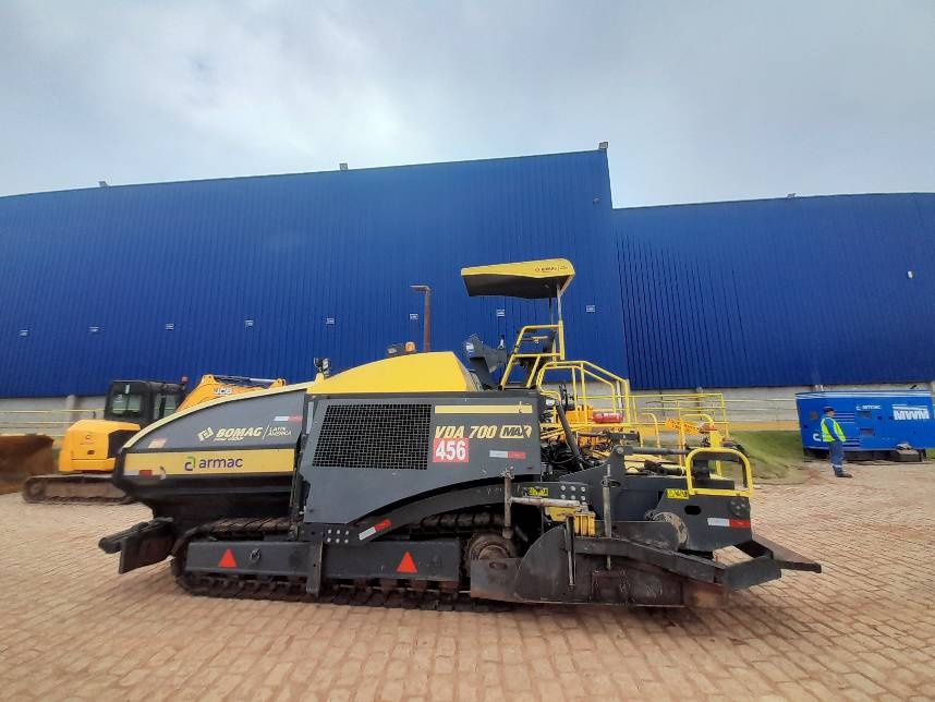 Vibroacabadora bomag VDA 700 MAX ano 2021