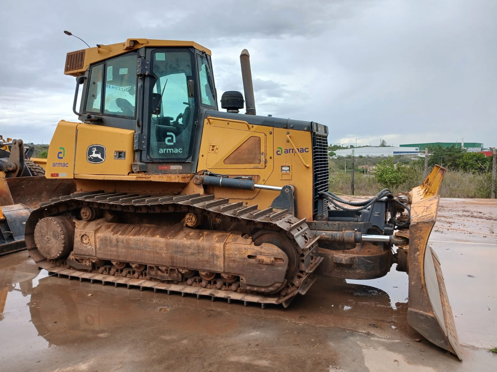 Trator de Esteira John Deere 700J ano 2020