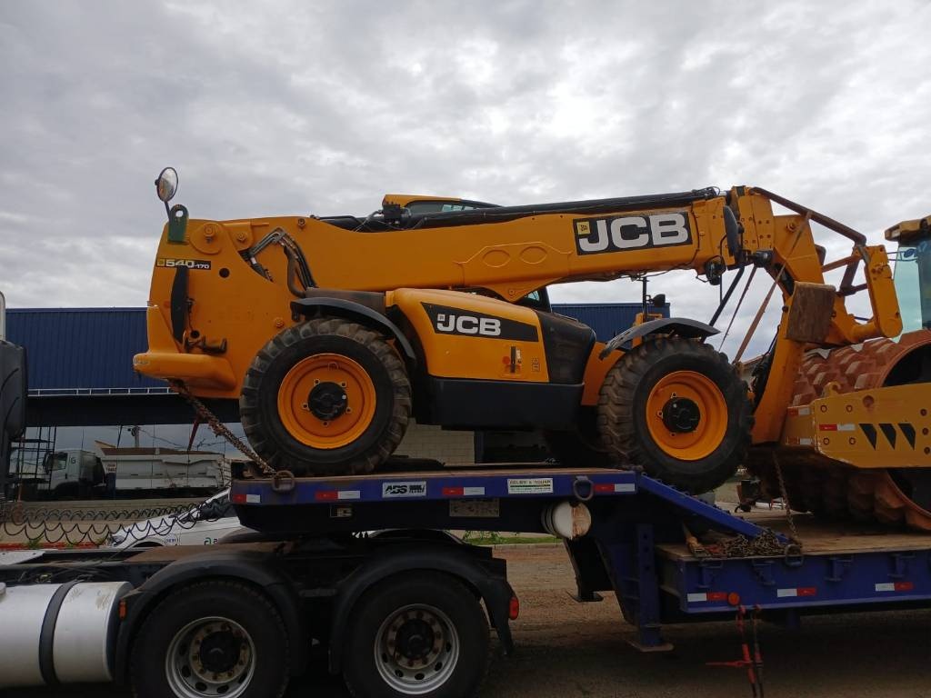 Manipulador Telescópico JCB 540-170 ano 2022