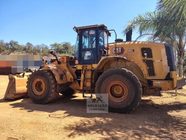 Pá Carregadeira Caterpillar 966L ano 2021