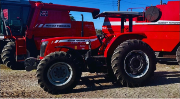 Trator Massey Ferguson MF4292/4 ano 2022