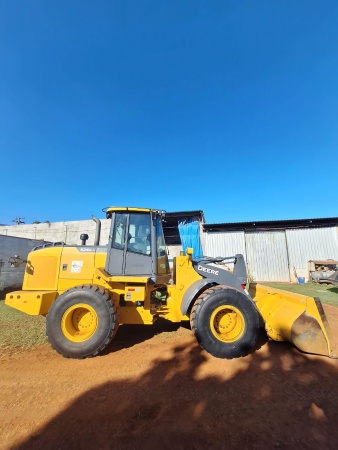 Pá Carregadeira John Deere 524K ano 2022