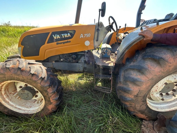 Trator Valtra A750 ano 2017