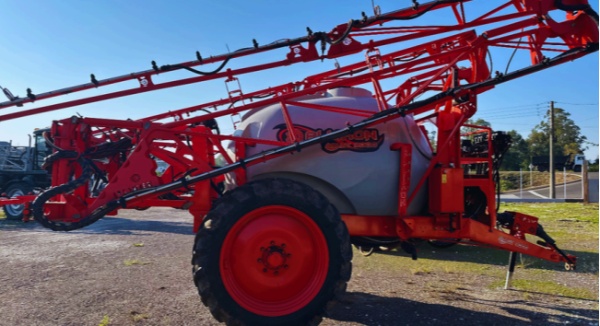 Pulverizador Allikon VELOZ 3.000 ano 2022