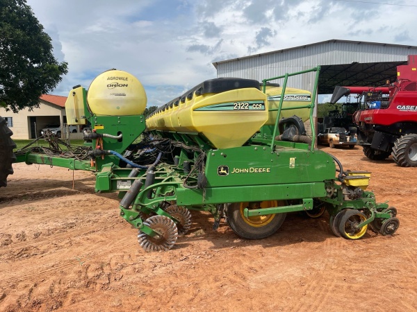 Plantadeira John Deere 2122 ccs