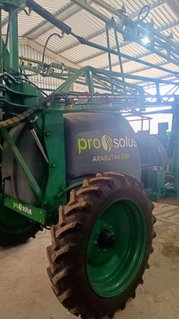 Pulverizador Pro Solus 2500 ano 2023