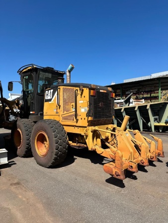 Motoniveladora Caterpillar 140M ano 2014