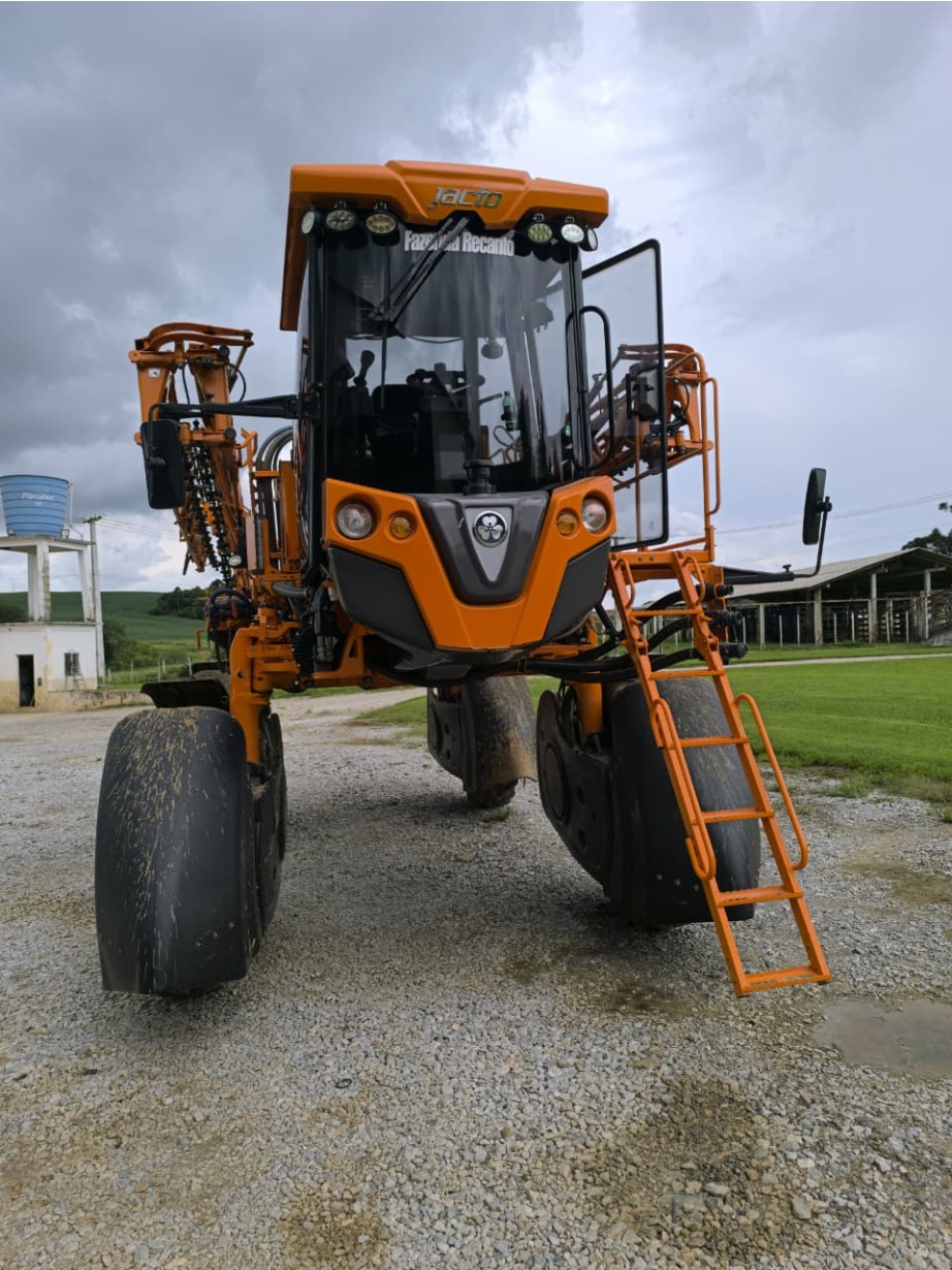 Pulverizador Autopropelido Jacto Uniport 2030 ano 2020